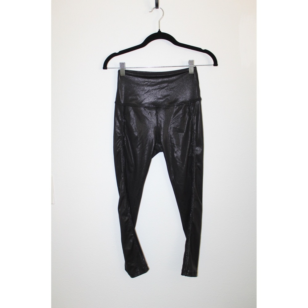 Beyond Yoga Black Faux Leather Look High Waisted Scalloped Trim Leggings Small S